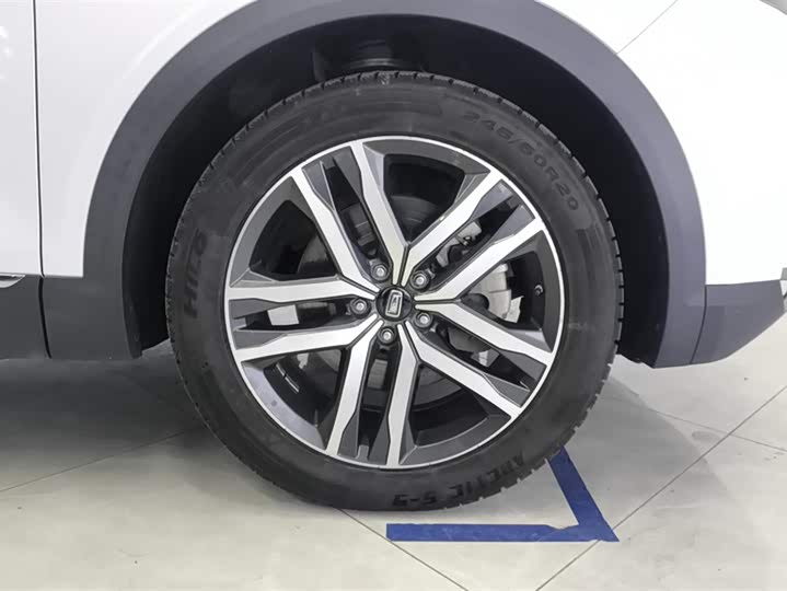 Фото 6 - Bestune T99