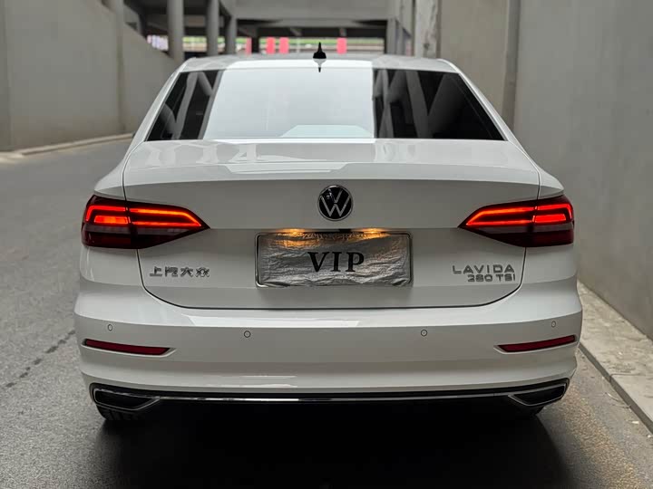 Фото 5 - Volkswagen Lavida