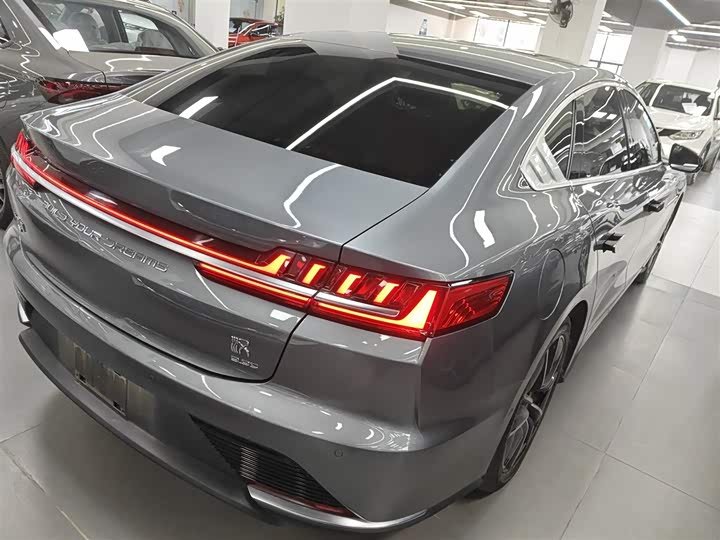 Фото 7 - BYD Han