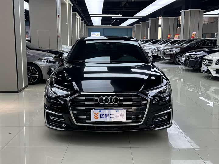 Фото 2 - Audi A6L