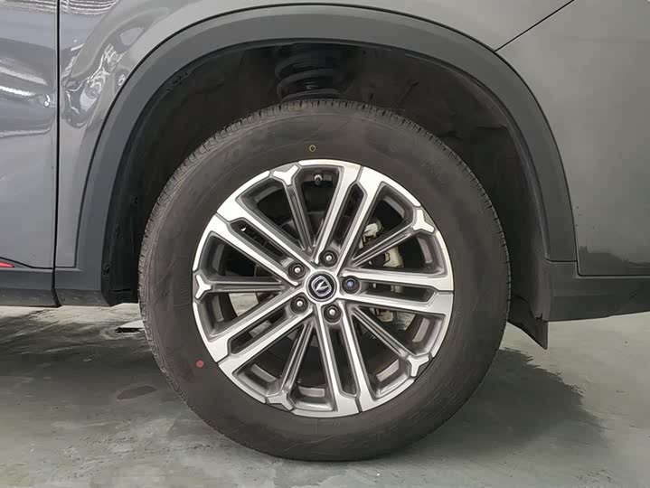 Фото 6 - Changan CS75 Plus