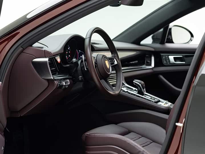 Фото 9 - Porsche Panamera