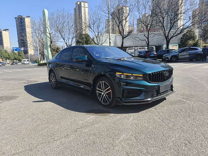 Фото 3 - Geely Preface