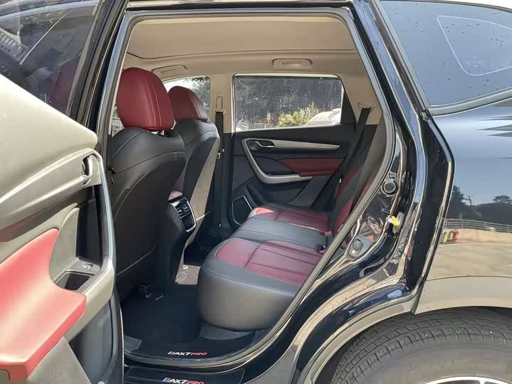 Фото 7 - Dongfeng Aeolus AX7