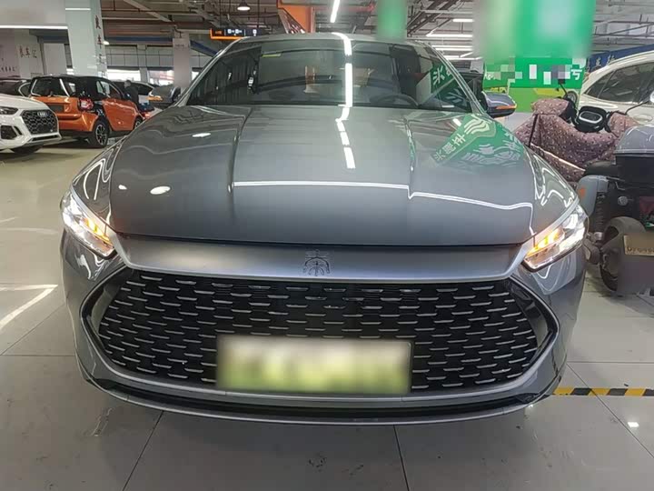 Фото 3 - BYD Qin Plus