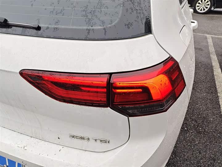 Фото 8 - Volkswagen Golf