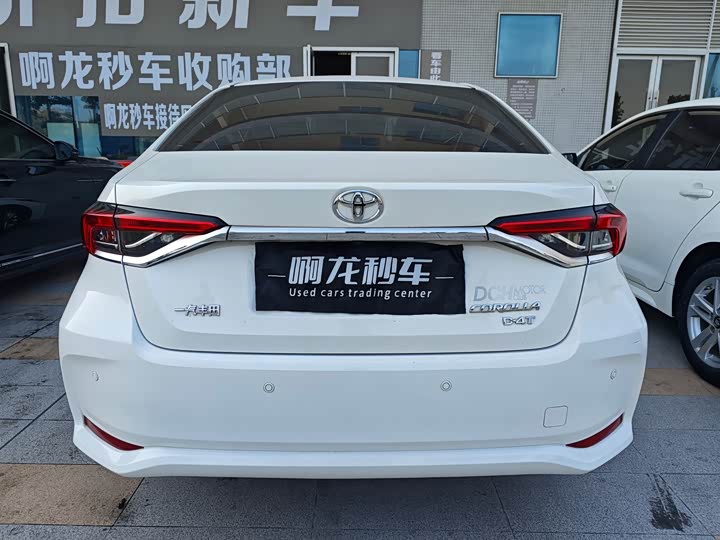 Фото 6 - Toyota Corolla