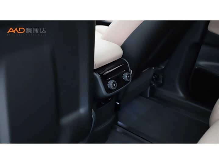 Фото 9 - Nio ES8