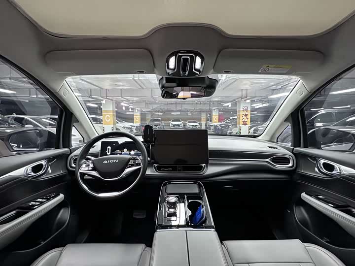 Фото 4 - GAC Aion V