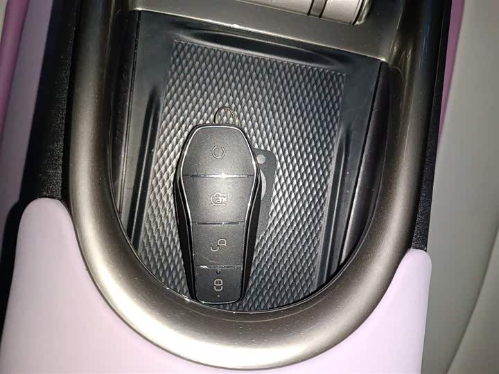 Фото 9 - BYD Dolphin