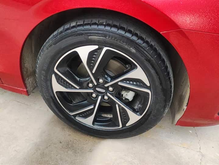 Фото 6 - Lincoln Z (Zephyr)