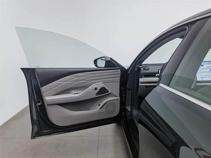 Фото 8 - Geely Galaxy Starshine 8 EM-i