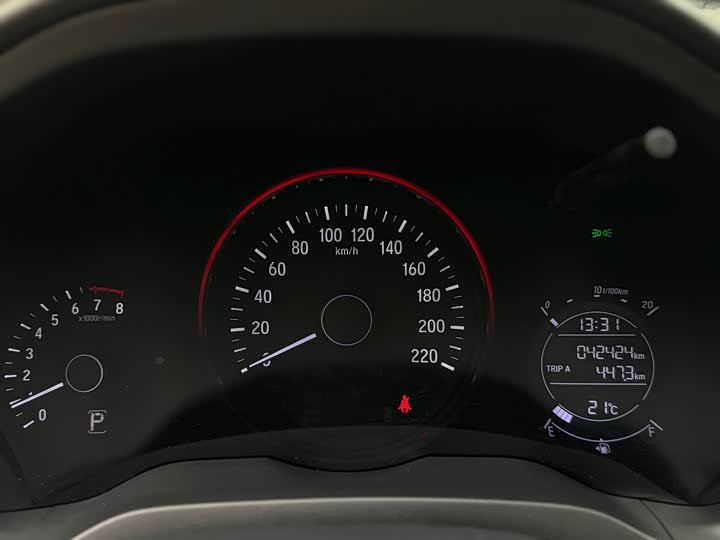 Фото 7 - Honda Vezel