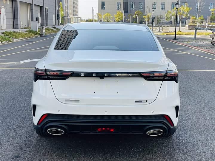 Фото 8 - Geely Binrui