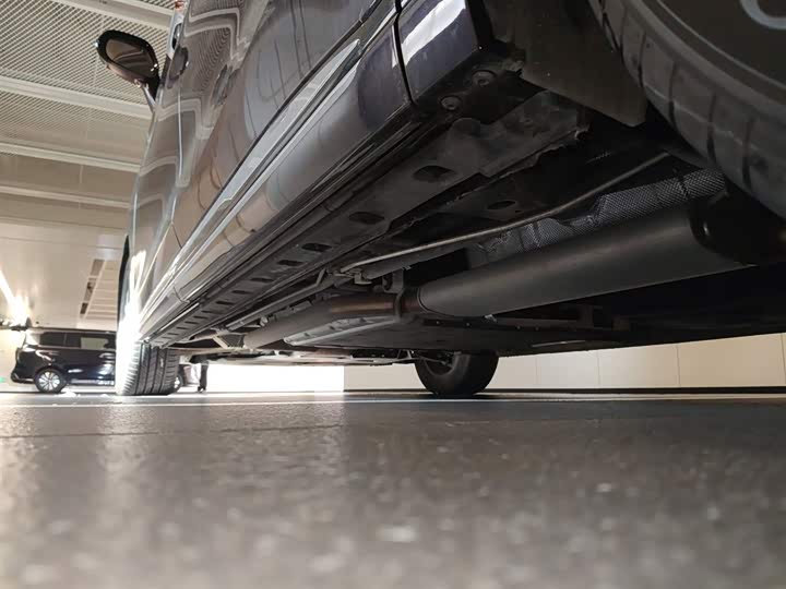 Фото 6 - Hongqi HQ9 Hybrid