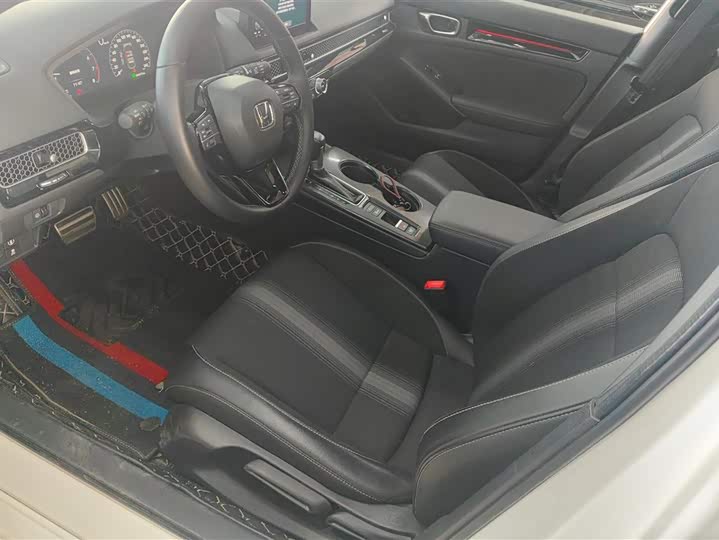 Фото 9 - Honda Civic