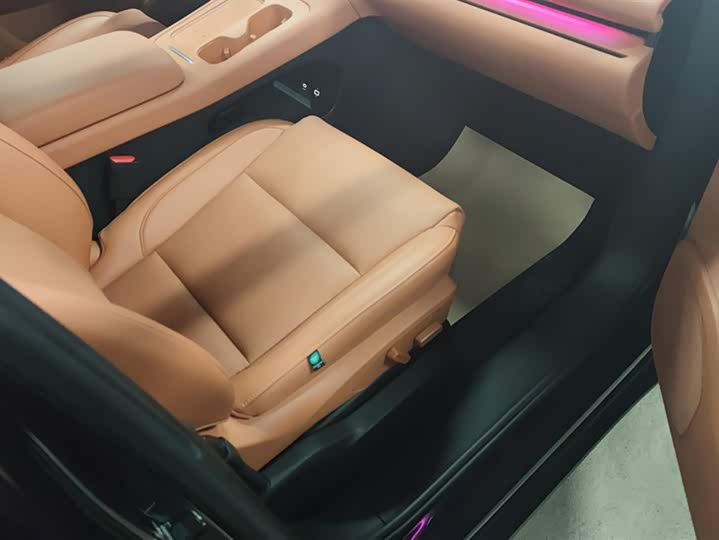 Фото 8 - Leapmotor C16