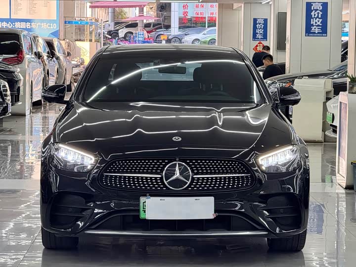 Фото 2 - Mercedes-Benz E-Class Hybrid