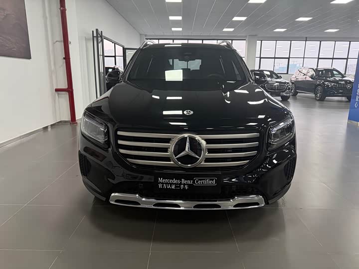 Фото 2 - Mercedes-Benz GLB-Class