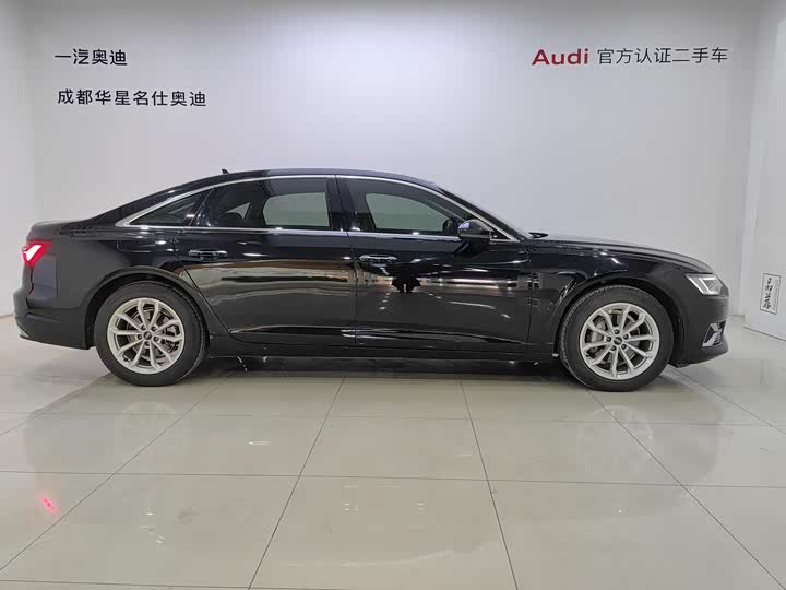Фото 3 - Audi A6L