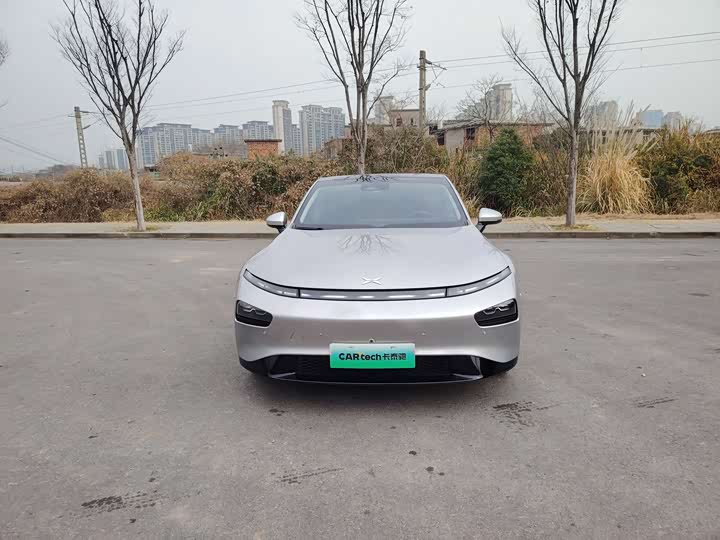 Фото 2 - XPeng P7