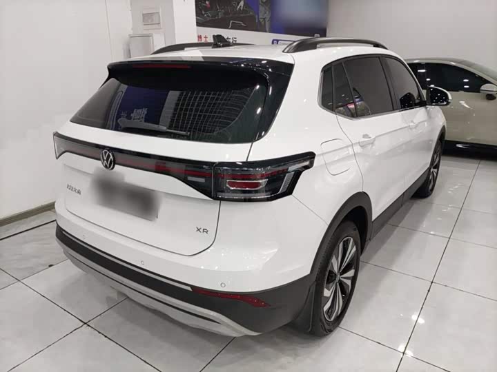 Фото 7 - Volkswagen Tharu