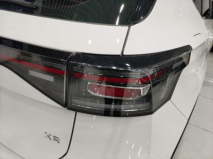 Фото 8 - Volkswagen Tharu