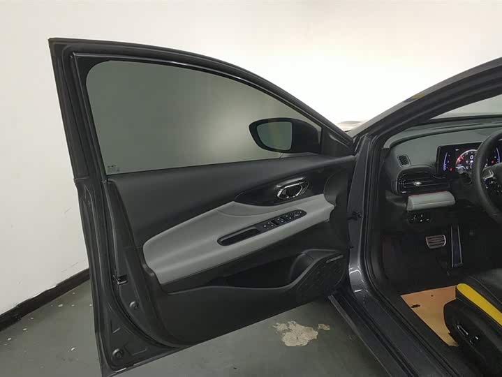 Фото 7 - GAC Trumpchi Empow R