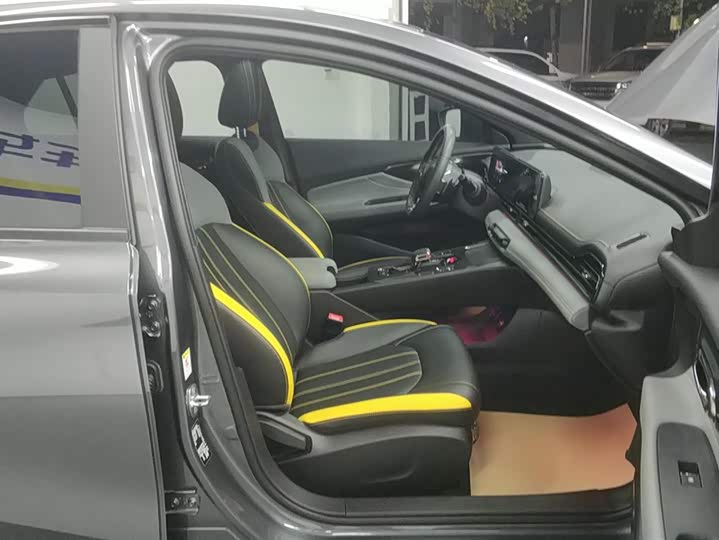 Фото 8 - GAC Trumpchi Empow R