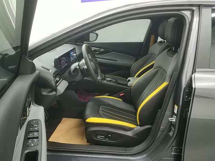 Фото 9 - GAC Trumpchi Empow R