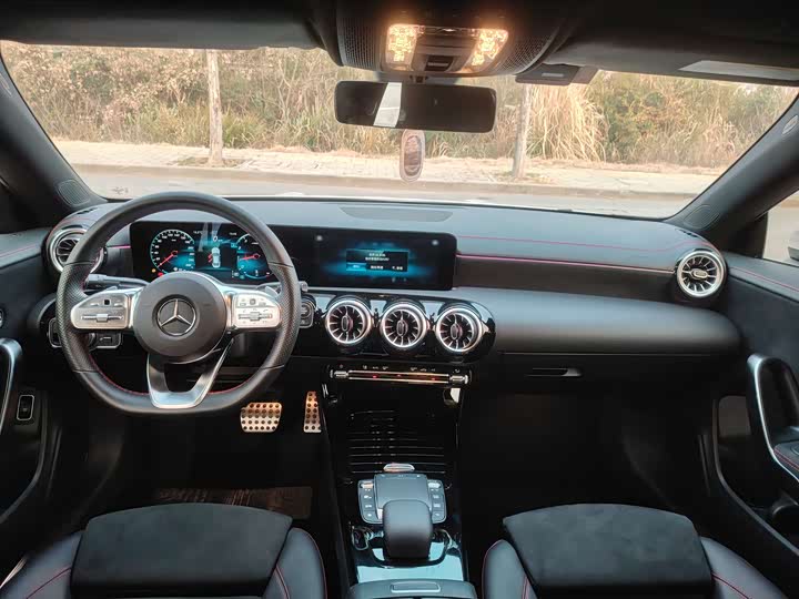 Фото 8 - Mercedes-Benz CLA-Class