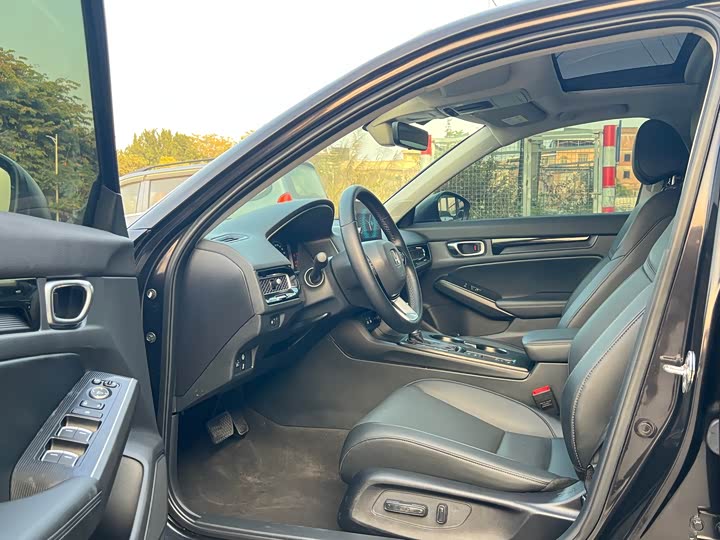 Фото 4 - Honda Integra