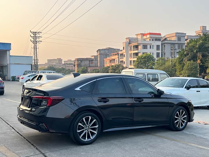 Фото 7 - Honda Integra