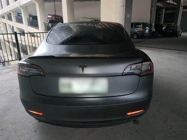 Фото 5 - Tesla Model 3
