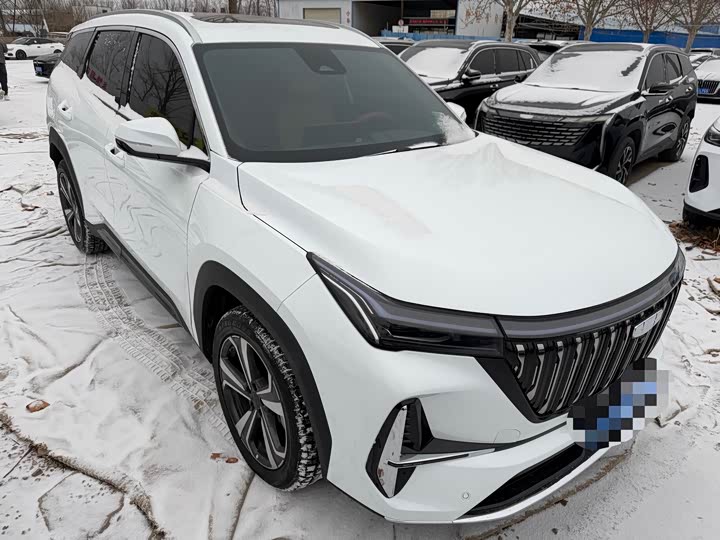 Фото 3 - Geely Atlas L