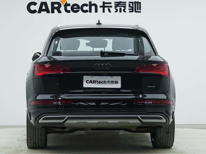 Фото 4 - Audi Q5L