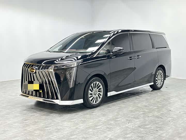 Фото 1 - GAC Trumpchi M8