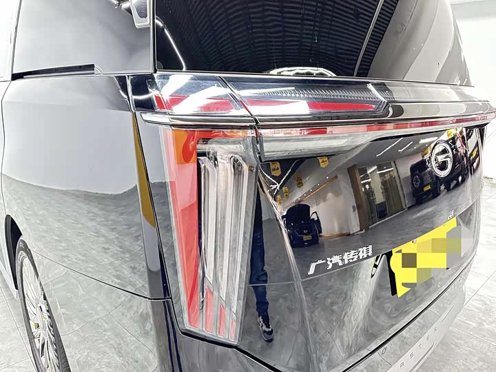 Фото 7 - GAC Trumpchi M8