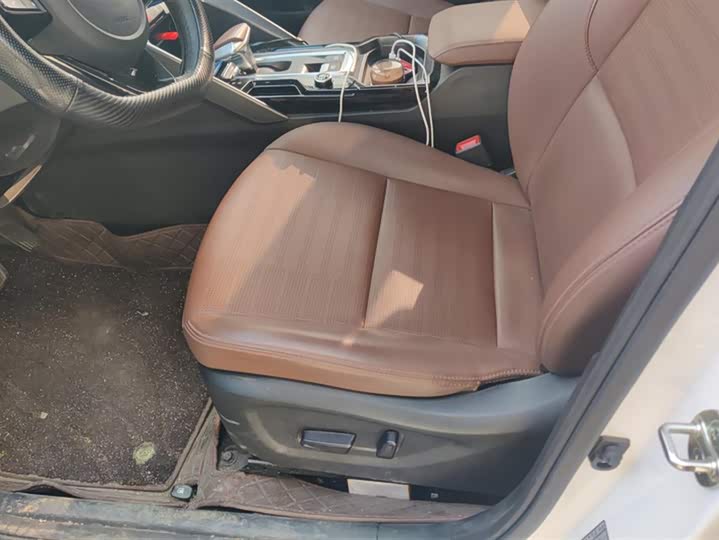 Фото 9 - Kia Sportage GT-line