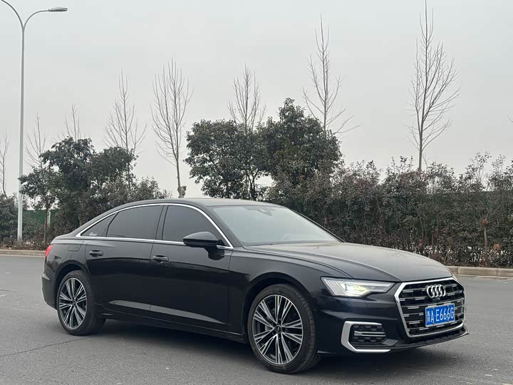 Фото 3 - Audi A6L