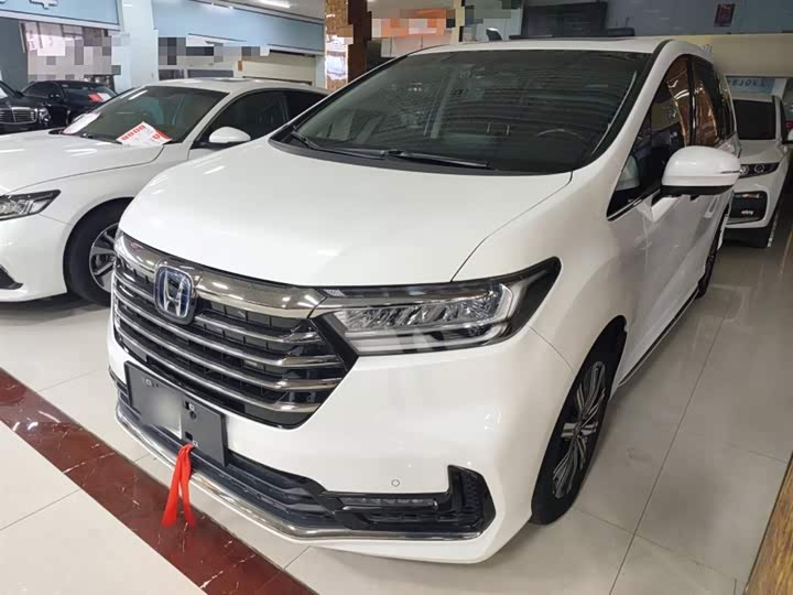 Фото 2 - Honda Odyssey