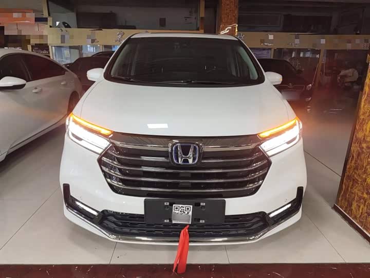 Фото 3 - Honda Odyssey