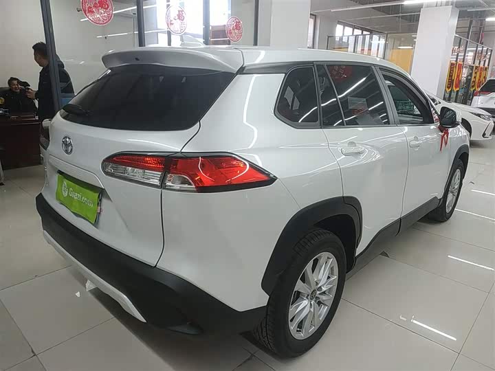 Фото 7 - Toyota Corolla Cross