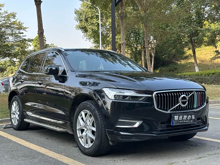 Фото 3 - Volvo XC60