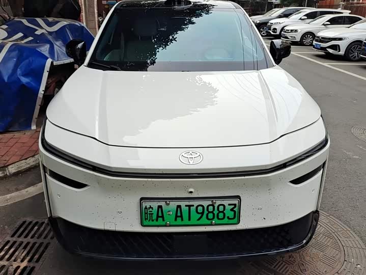 Фото 2 - Toyota bZ3X