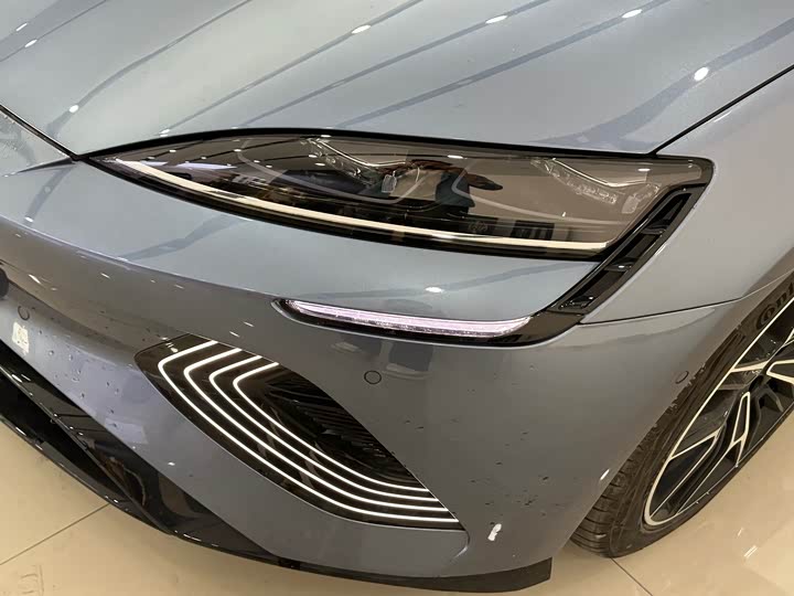 Фото 3 - BYD Seal