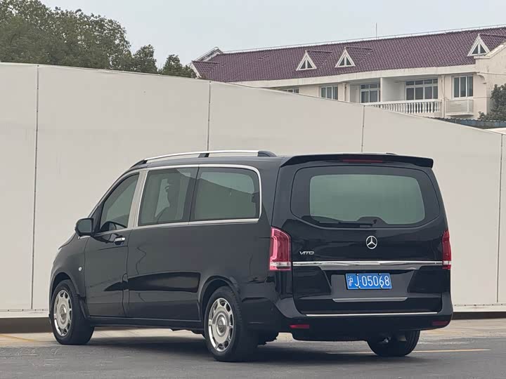 Фото 4 - Mercedes-Benz Vito