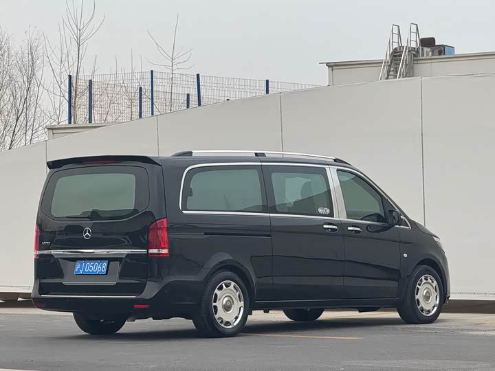 Фото 6 - Mercedes-Benz Vito