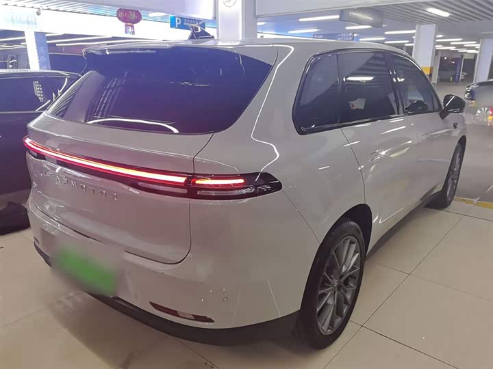 Фото 7 - Leapmotor C10