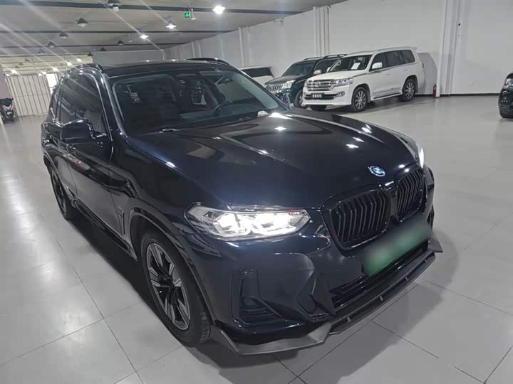 Фото 4 - BMW iX3